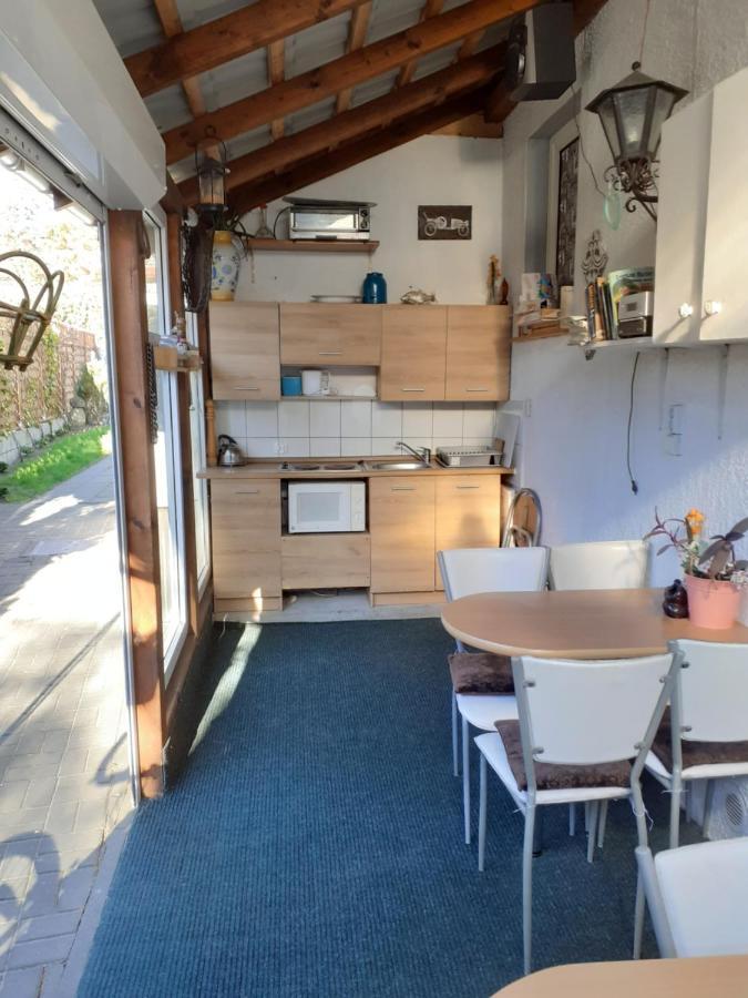 Wynajem Apartamentow I Pokoi. Ustronie Morskie Eksteriør billede